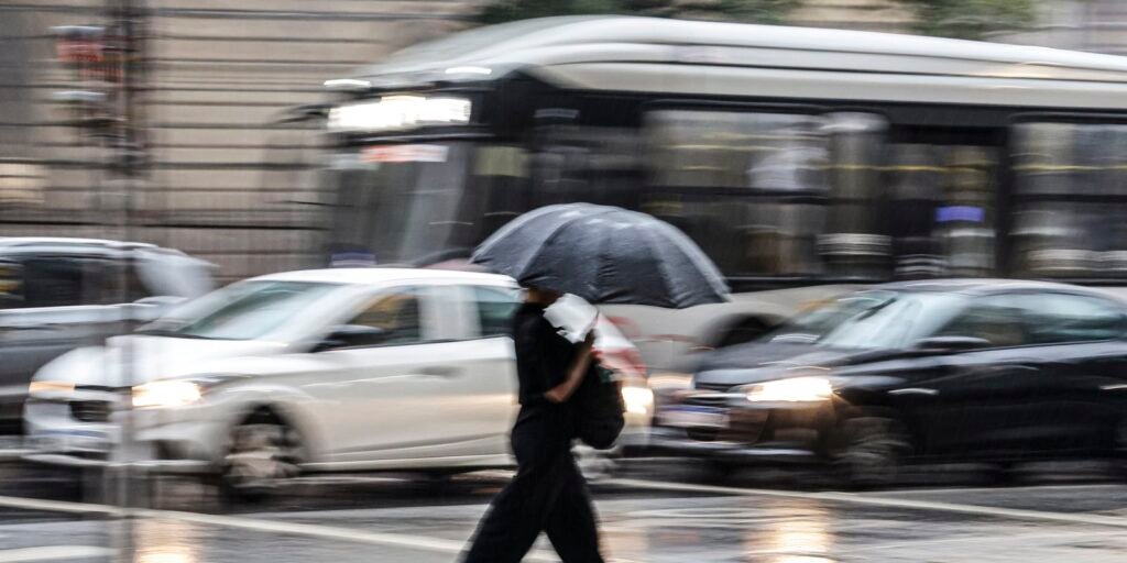 chuva-forte-deixa-104-mil-imoveis-sem-energia-no-estado-de-sao-paulo