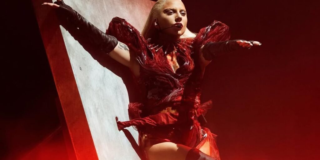 lady-gaga-chega-ao-rio-para-apresentacao-na-praia-de-copacabana