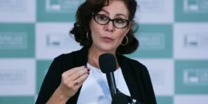 por-unanimidade,-stf-condena-carla-zambelli-a-10-anos-de-prisao