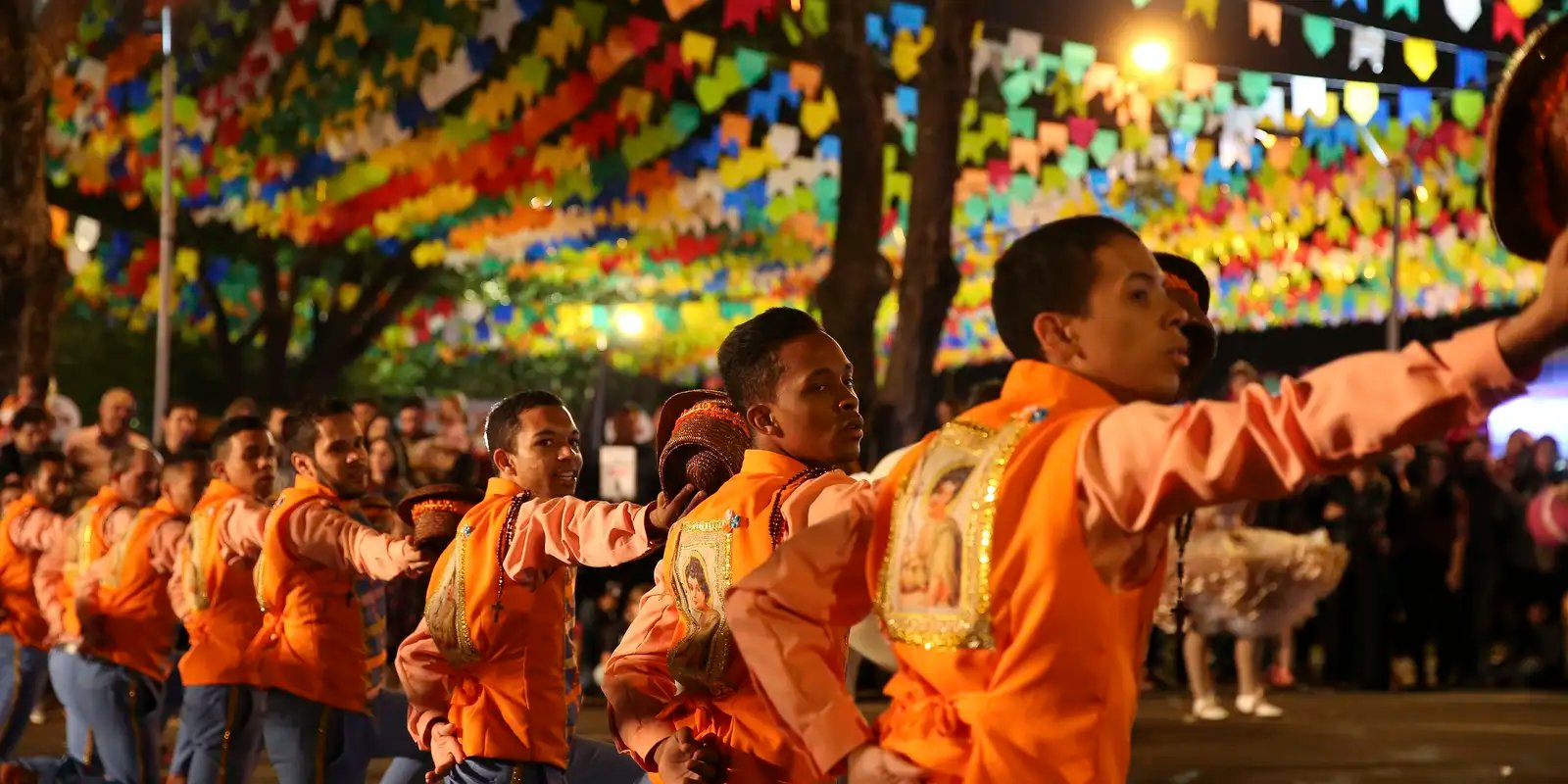 no-interior-e-nas-capitais,-nordeste-inicia-ciclo-de-festejos-juninos
