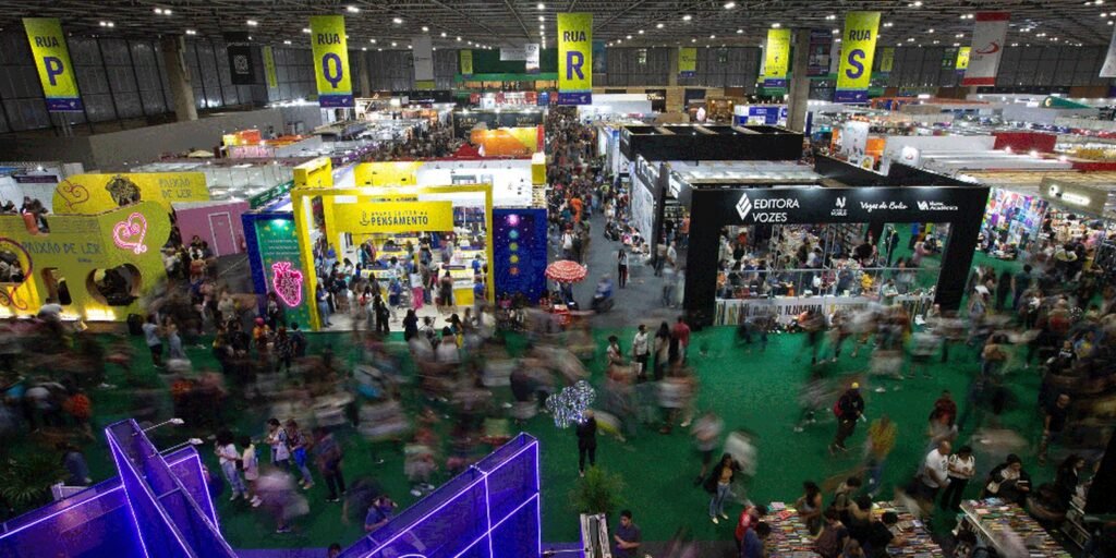 bienal-do-livro-do-rio-de-janeiro-se-encerra-neste-domingo-(22)