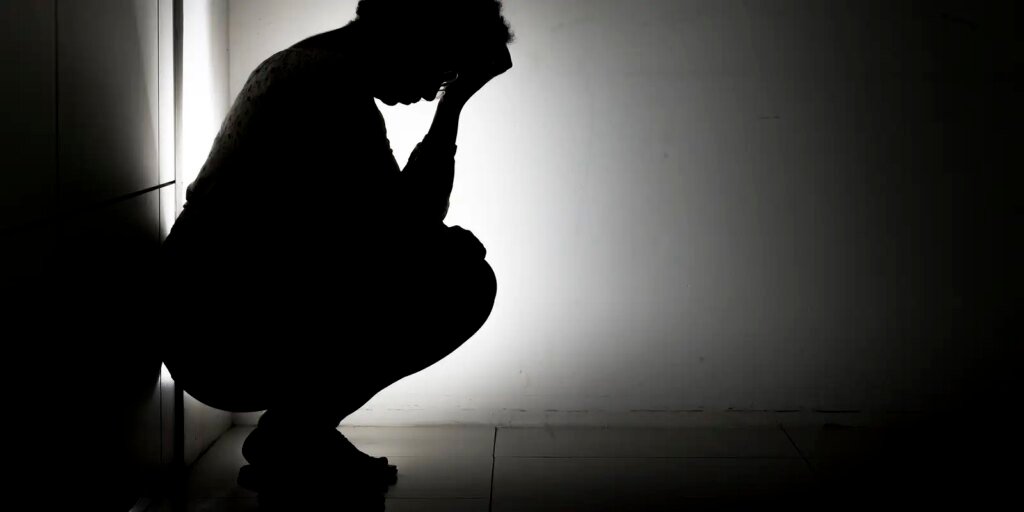 oms:-uma-em-cada-seis-pessoas-no-mundo-e-afetada-pela-solidao