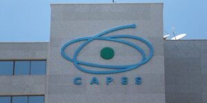 capes:-96-brasileiros-desistiram-de-doutorado-sanduiche-nos-eua
