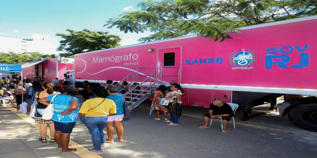 quadra-da-beija-flor-recebe-mamografo-movel-para-exames-gratuitos