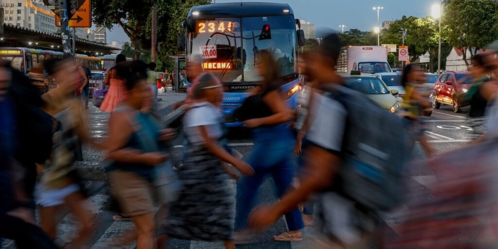 ibge-vai-ajustar-dados-passados-de-desemprego;-entenda-o-porque