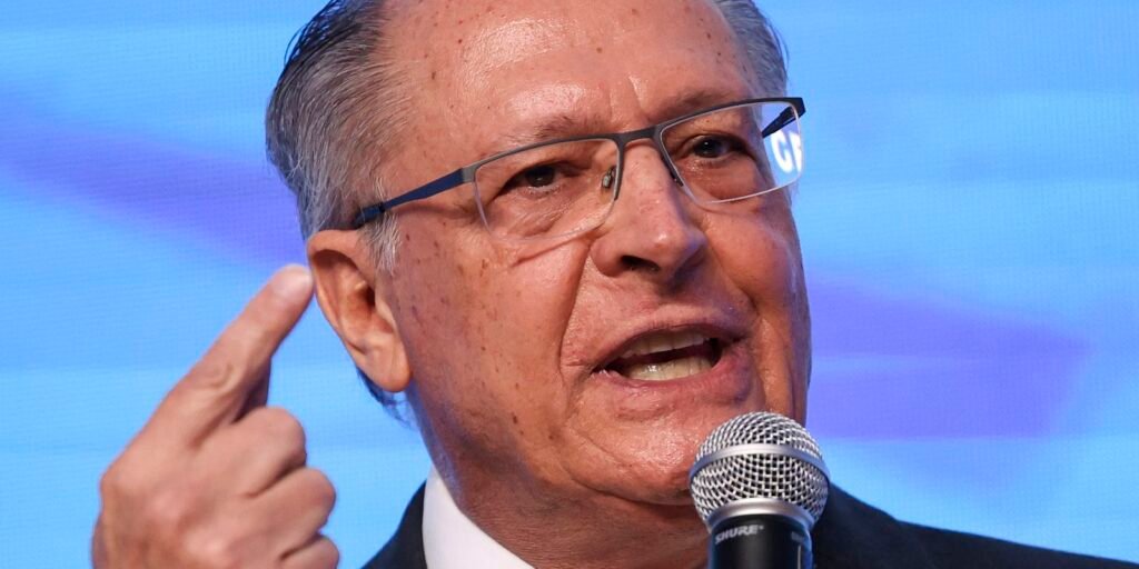 brasil-esta-conversando-“com-reserva”-com-estados-unidos,-diz-alckmin