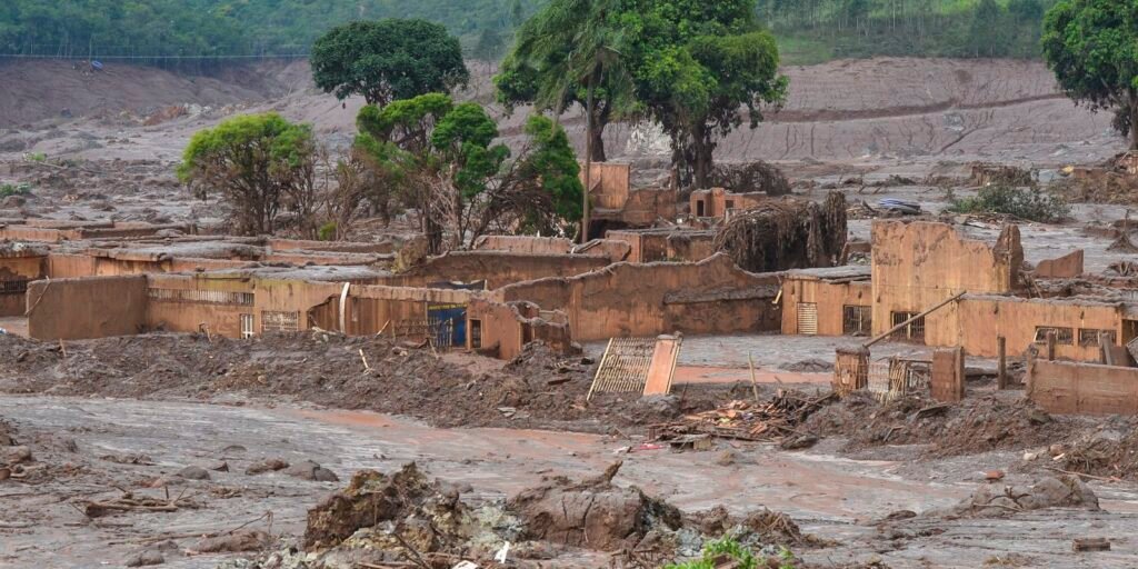 caso-samarco:-programa-de-indenizacao-supera-mais-de-300-mil-pedidos