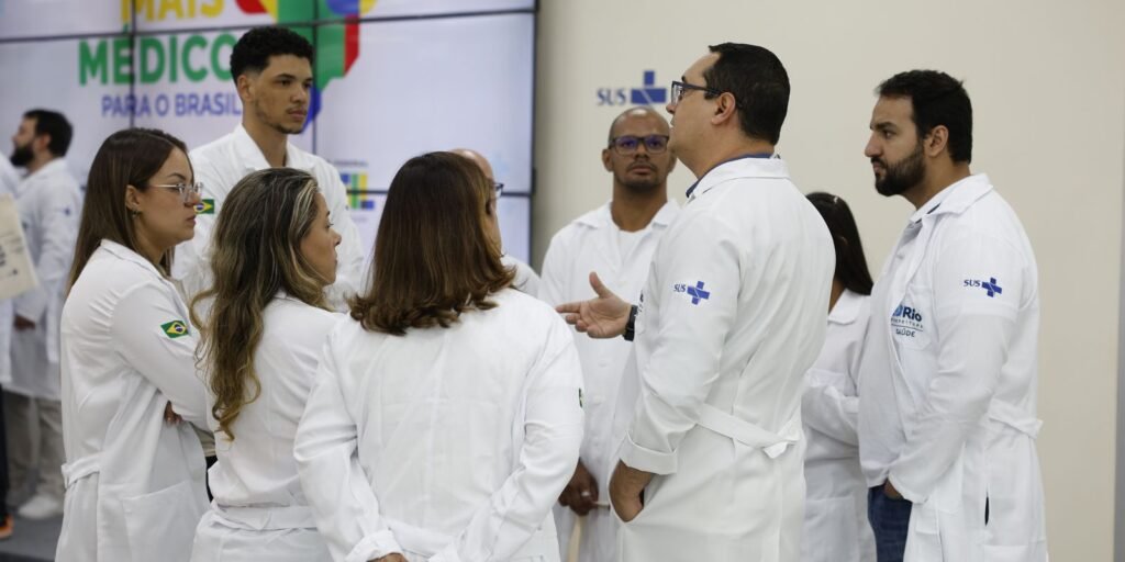 mais-medicos:-quase-1,5-mil-selecionados-comecam-a-partir-desta-quarta