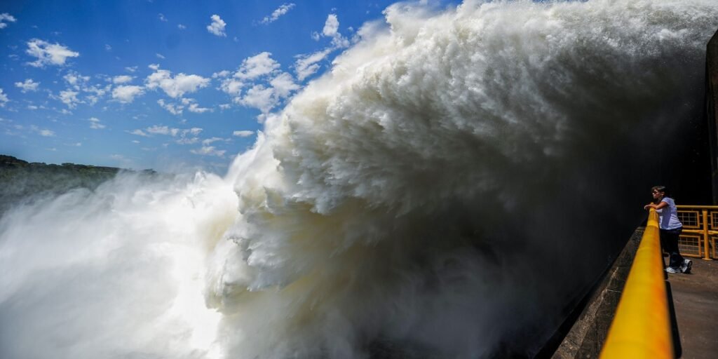 hidreletrica-de-itaipu-chega-ao-marco-de-3,1-bilhoes-de-mwh-produzidos