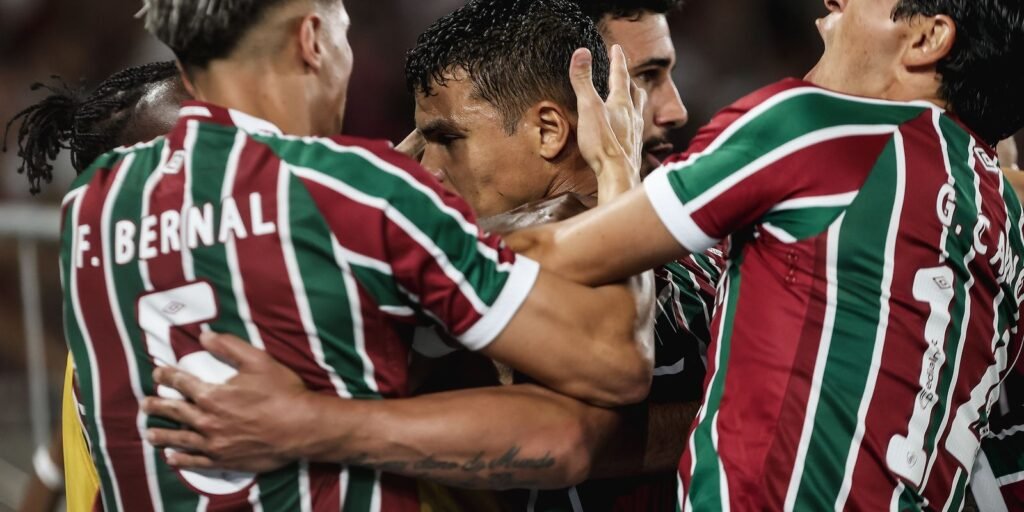 fluminense-derrota-bahia-por-2-a-0-e-avanca-na-copa-do-brasil