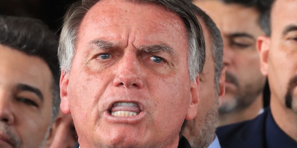 bolsonaro-e-condenado-a-pagar-r$-1-mi-em-indenizacao-por-racismo