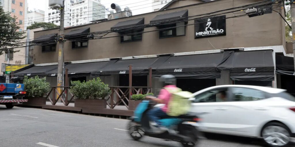 sp-tem-6-estabelecimentos-fechados-por-suspeita-de-bebida-adulterada