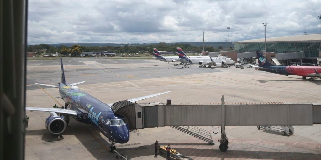 aviao-supera-onibus-como-segundo-meio-mais-comum-de-viagens-pessoais