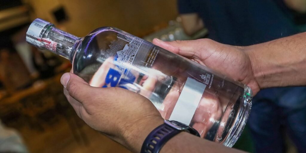 sobe-para-cinco-o-numero-de-mortes-causadas-por-metanol-em-sp