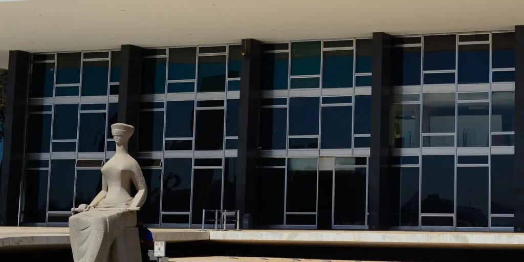 golpe:-moraes-inicia-julgamento-do-nucleo-4-com-leitura-de-relatorio