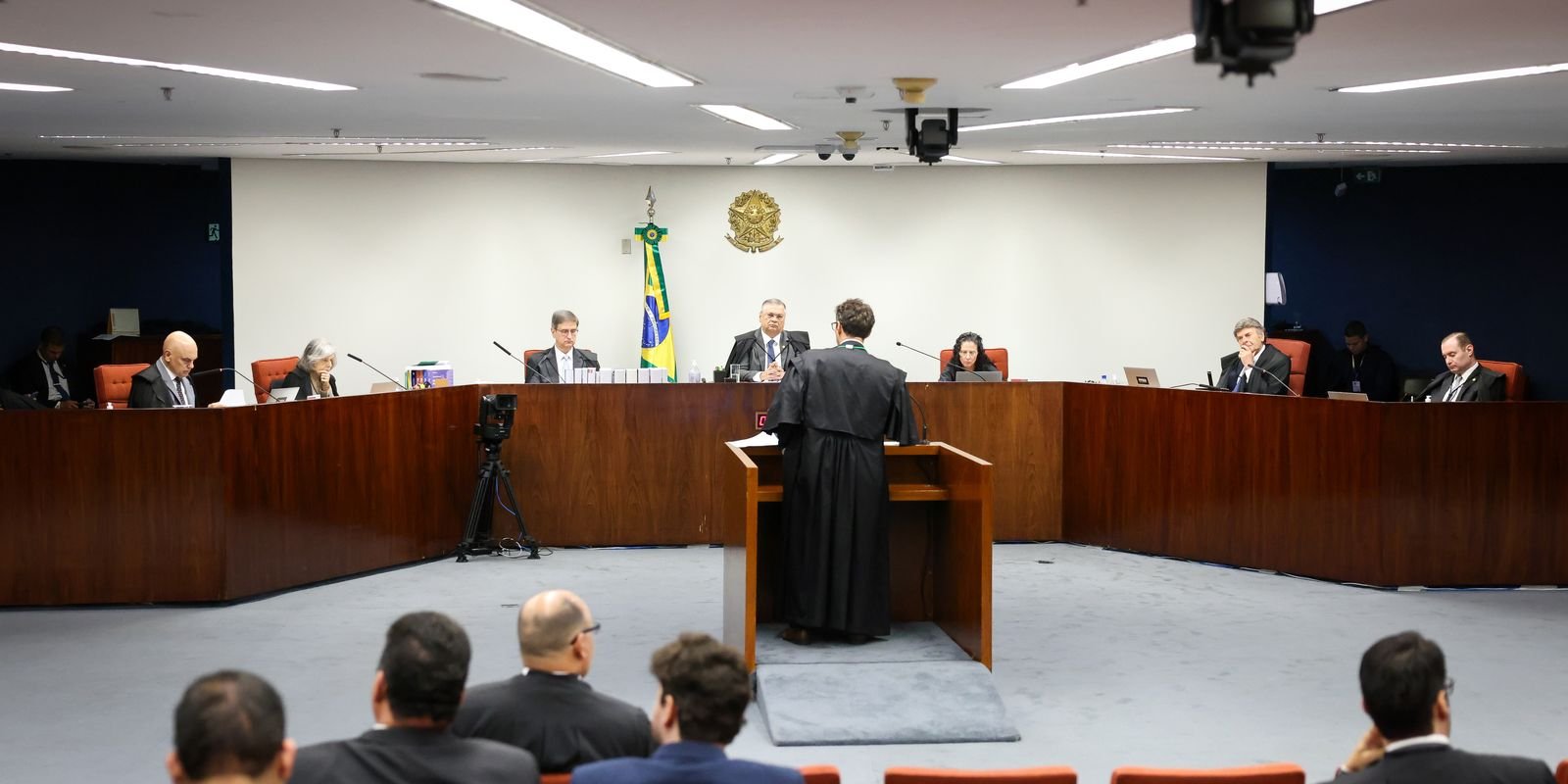 trama-golpista:-reus-do-nucleo-4-pedem-absolvicao-ao-stf
