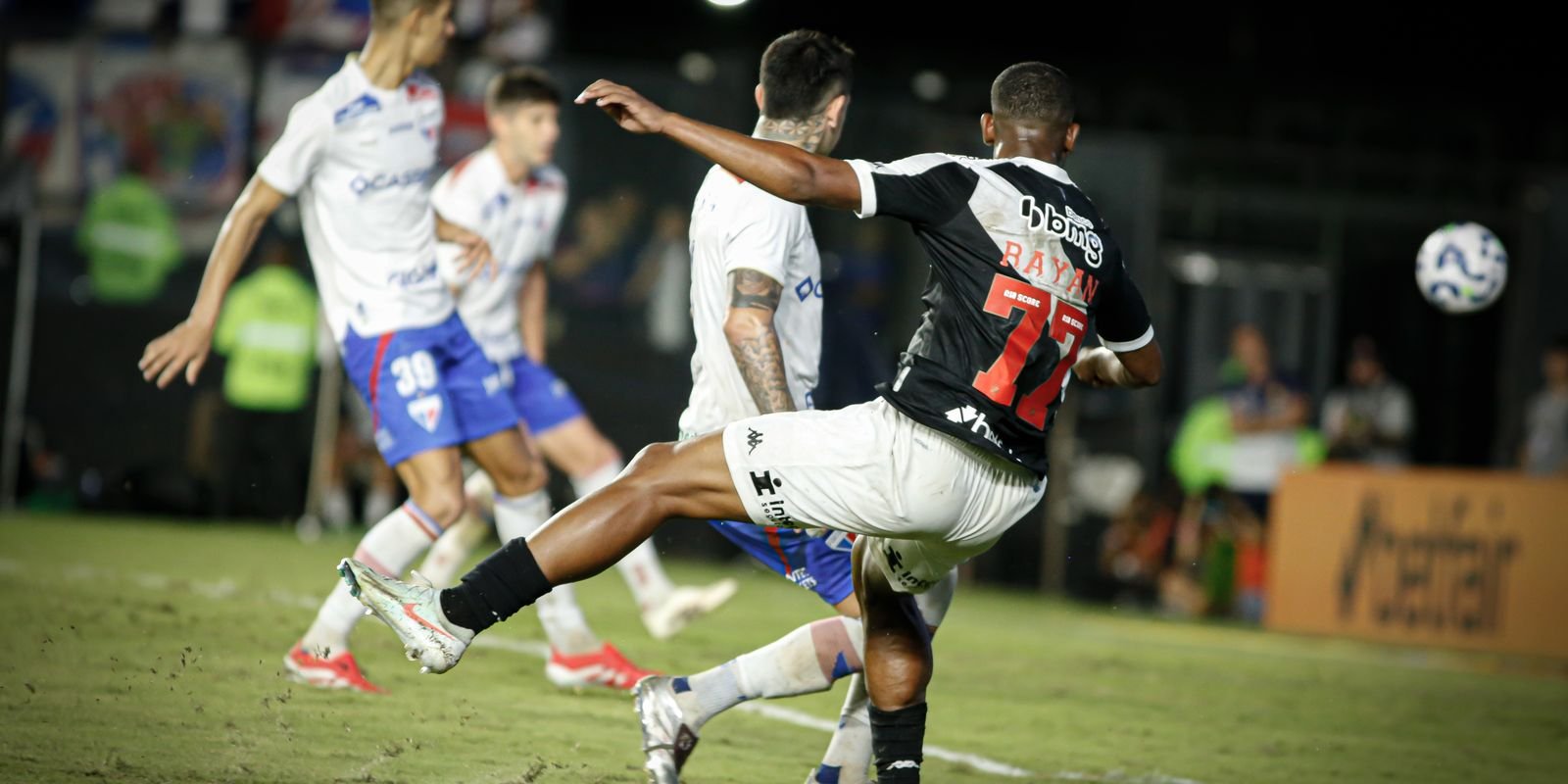radio-nacional-transmite-as-emocoes-de-fortaleza-e-vasco