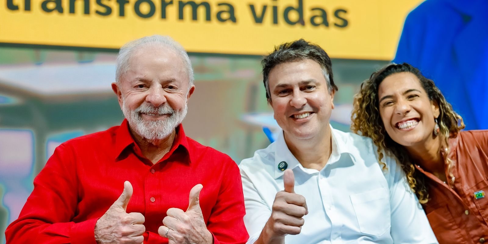 professor-pode-pedir-carteira-nacional-docente-a-partir-de-amanha