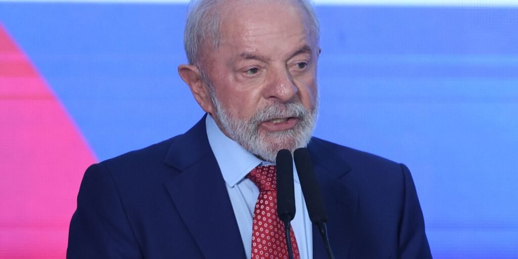 lula-defende-que-“nenhum-presidente”-deve-dar-palpite-sobre-venezuela
