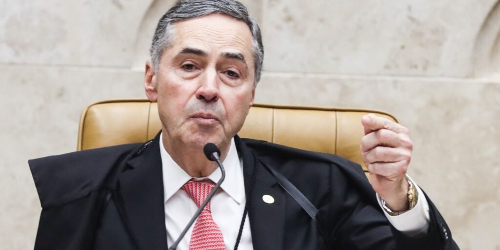 barroso-pede-retomada-do-julgamento-sobre-descriminalizacao-do-aborto 