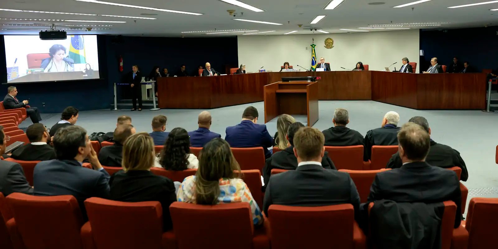 stf-retoma-julgamento-dos-reus-do-nucleo-4-da-trama-golpista