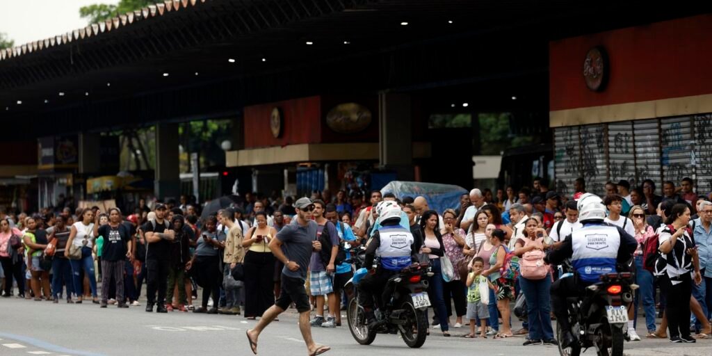 operacao-contencao:-ferj-adia-partidas-da-serie-b1-do-carioca
