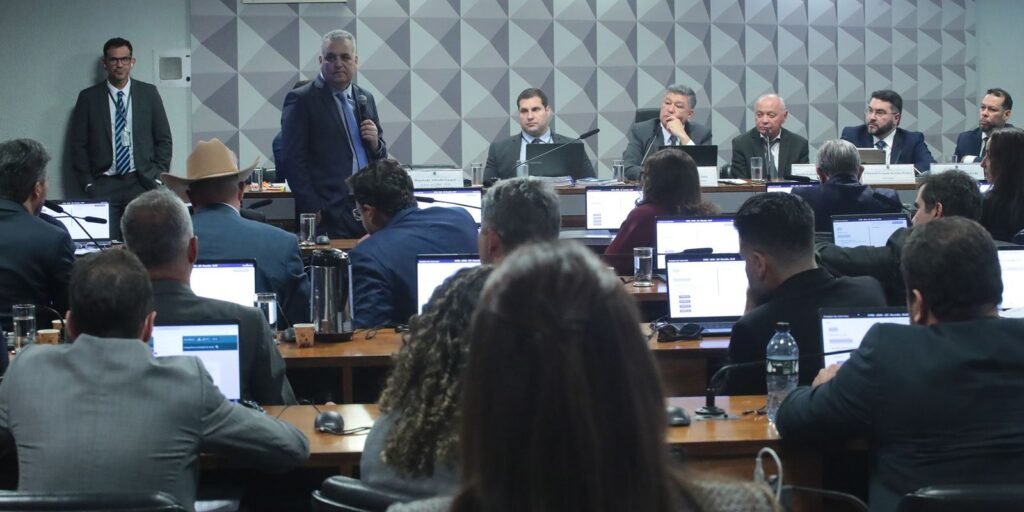 na-cpmi,-presidente-de-associacao-nega-que-entidade-seja-“fantasma”