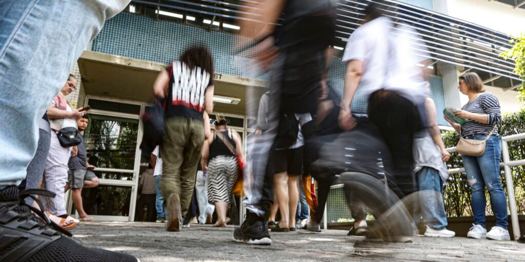 entenda-como-e-calculada-a-nota-das-provas-objetivas-do-enem-2025