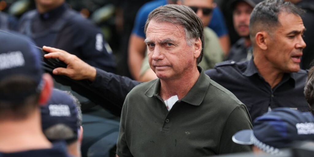 defesa-de-bolsonaro-reitera-pedido-por-cirurgia-e-prisao-domiciliar