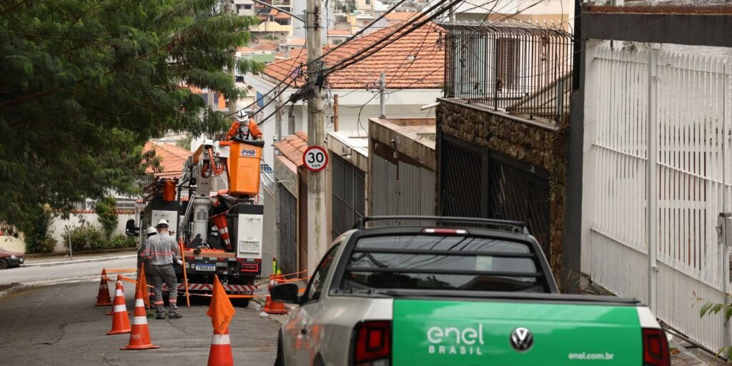 governo-de-sp,-prefeitura-e-mme-pedem-rompimento-do-contrato-com-enel
