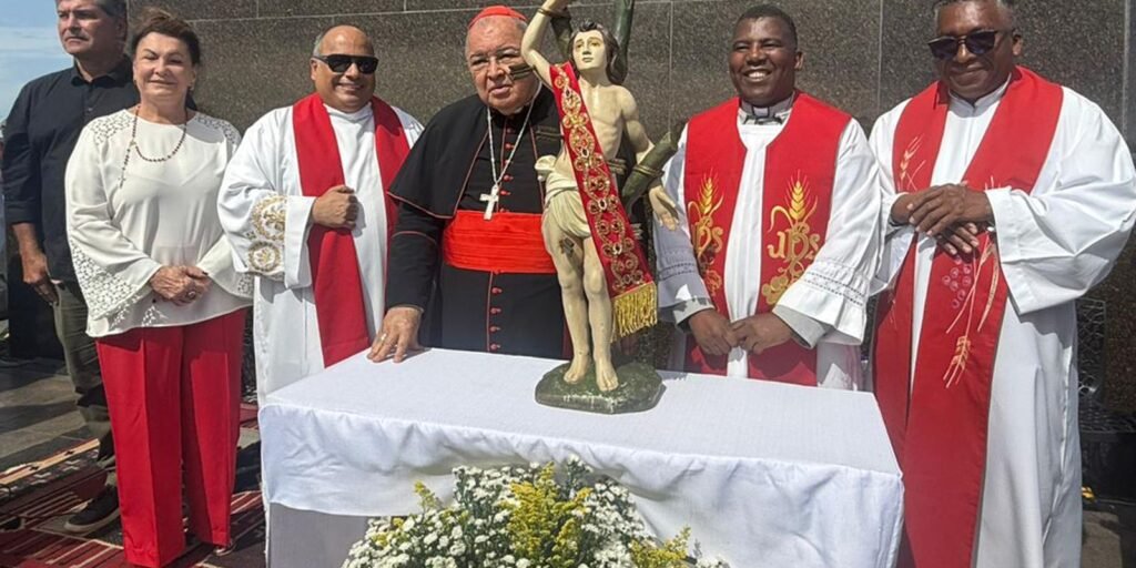 rio-de-janeiro-comemora-hoje-padroeiro-com-missas-e-procissao