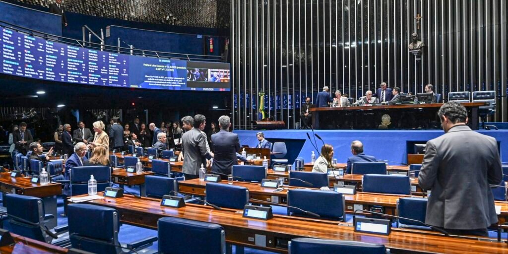 senado-aprova-mp-que-cria-programa-gas-do-povo;-texto-vai-a-sancao