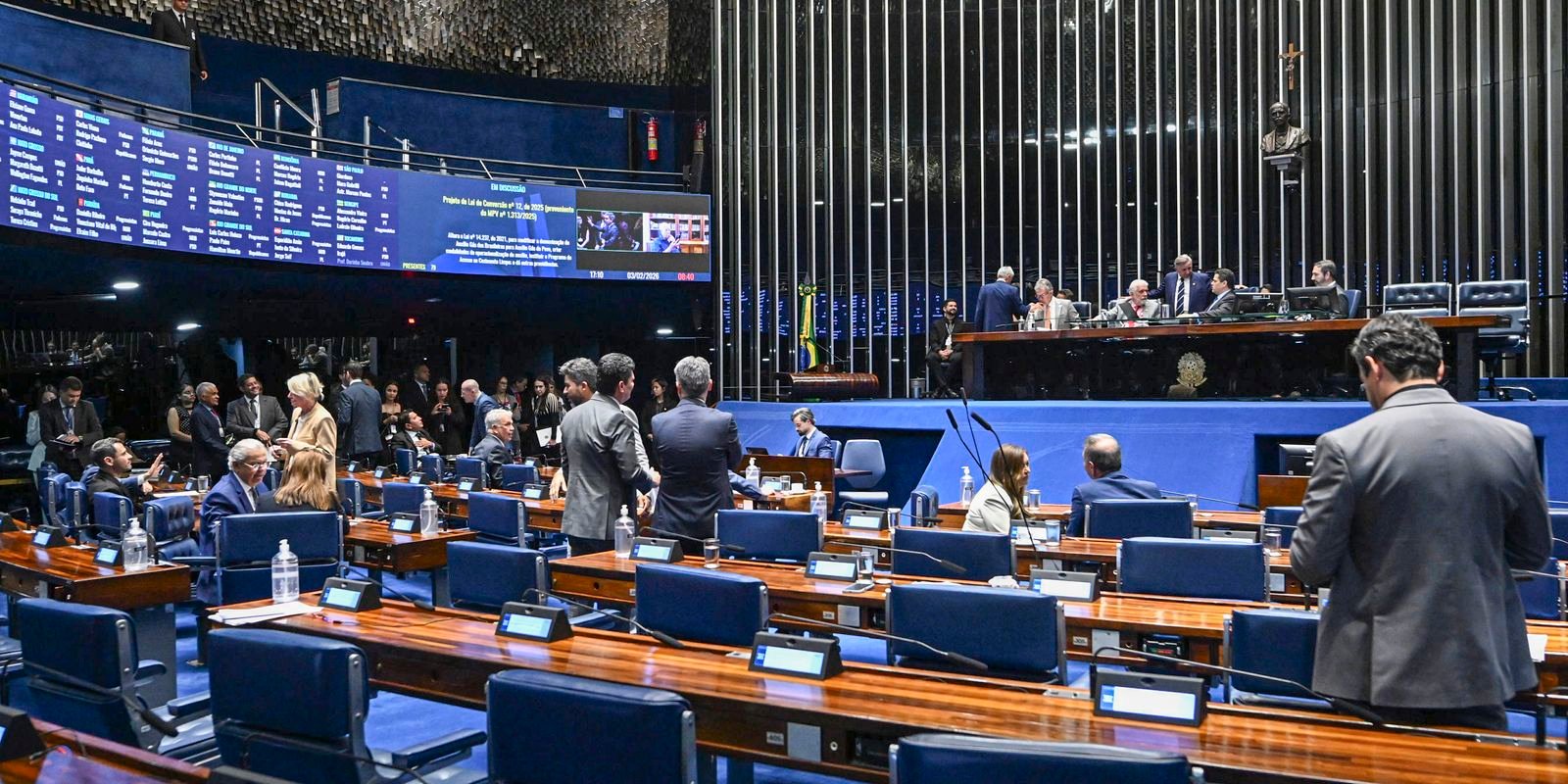 senado-aprova-mp-que-cria-programa-gas-do-povo;-texto-vai-a-sancao
