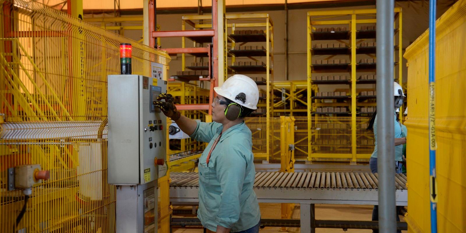 ipea-diz-que-mercado-de-trabalho-pode-absorver-fim-da-escala-6×1