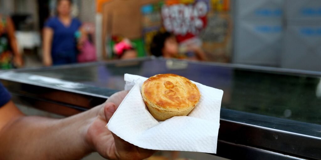 setor-de-servicos-cresce-2,8%-em-2025,-quinto-ano-seguido-de-alta