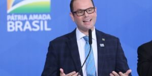 tse-rejeita-recurso-e-mantem-mandato-de-senador-jorge-seif-(pl-sc)