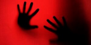 crime-de-estupro:-entenda-os-agravantes-e-punicoes-previstas-em-lei