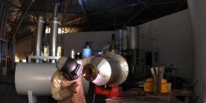 faturamento-da-industria-sobe-2,3%-em-janeiro,-mas-esta-abaixo-de-2025