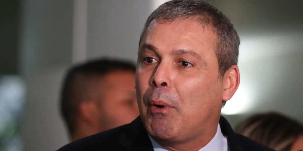 deputado-aciona-justica-contra-alta-de-ate-15%-na-conta-de-luz-no-rio