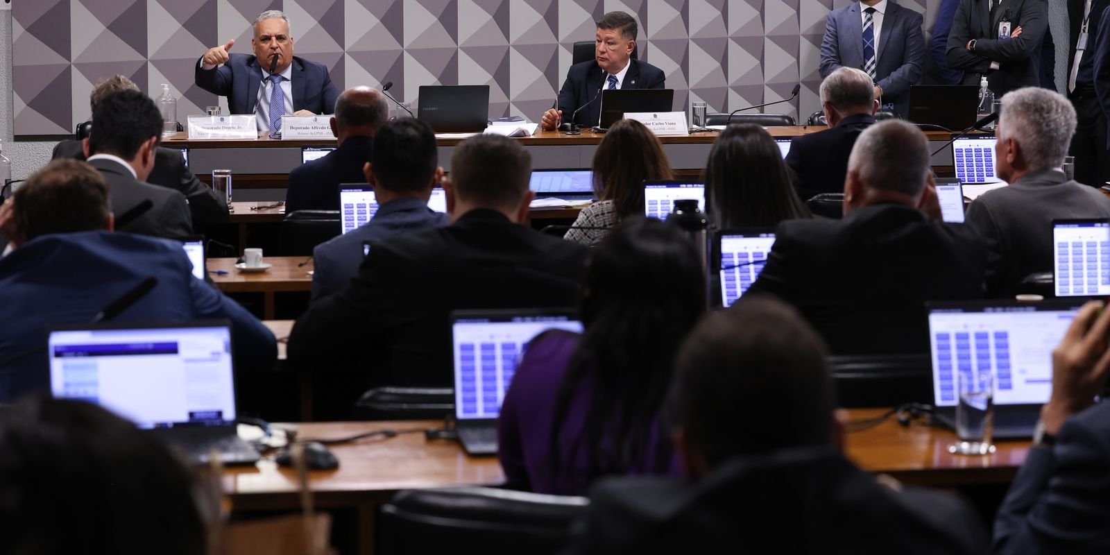 mendonca-proibe-cpmi-do-inss-de-acessar-dados-de-vorcaro-em-sala-cofre