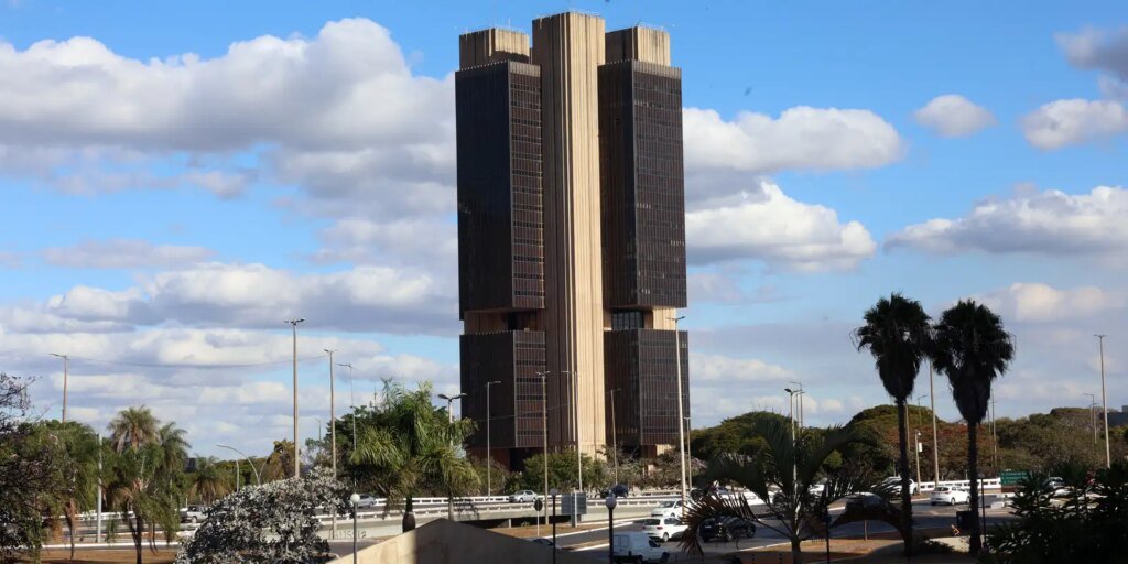 industria,-comercio-e-sindicatos-pedem-queda-mais-forte-da-selic