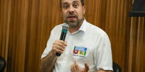 “e-banditismo”,-diz-boulos-sobre-aumento-de-diesel-nos-postos