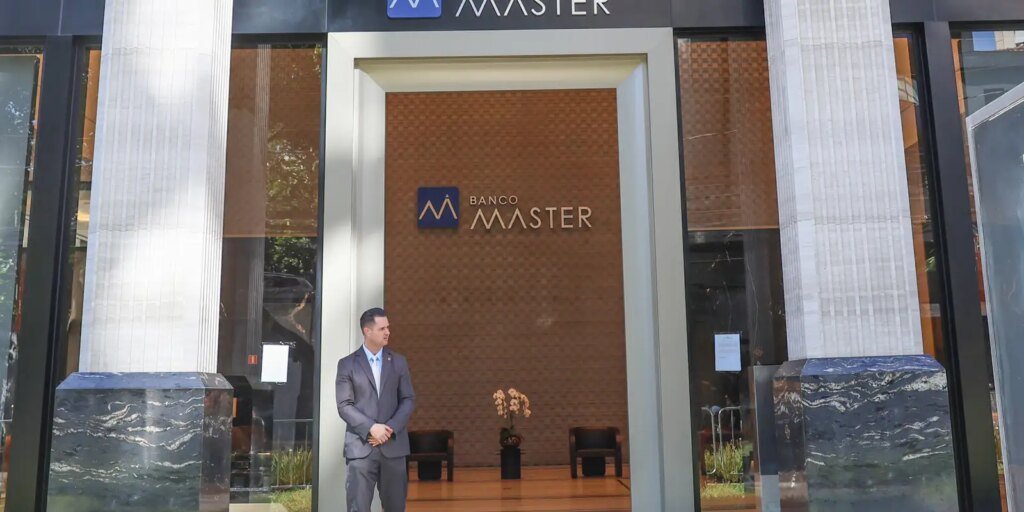 fgc-inicia-pagamento-de-garantia-a-clientes-do-banco-pleno