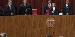 tse-retoma-julgamento-que-pode-deixar-castro-inelegivel