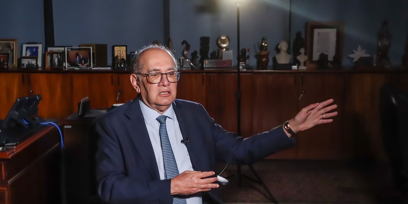 moraes-e-gilmar-criticam-vazamento-de-conversas-do-celular-de-vorcaro