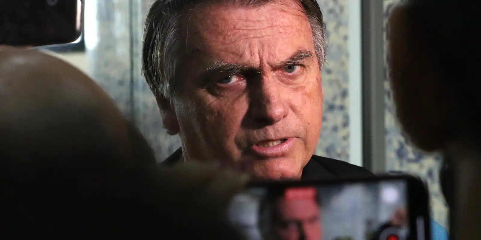 defesa-diz-que-bolsonaro-nao-tinha-conhecimento-sobre-video-de-eduardo