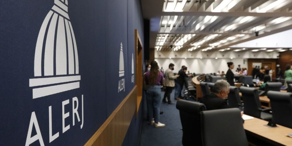 pl-pede-que-governo-tampao-do-rj-seja-exercido-por-presidente-da-alerj