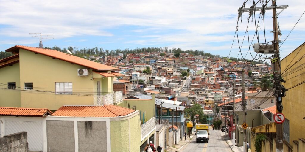 habitantes-de-perus,-em-sp,-acusam-fraude-em-audiencia-publica