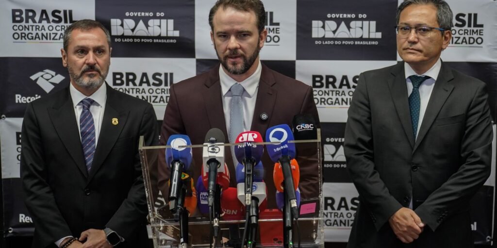 brasil-e-eua-anunciam-acordo-de-combate-ao-trafico-de-armas-e-drogas