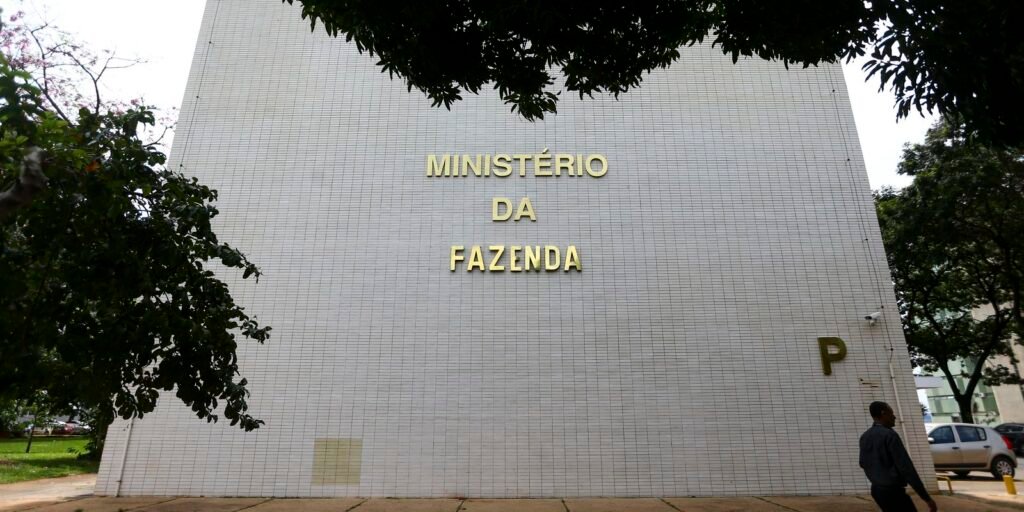 fazenda-alerta-sobre-falso-site-do-novo-desenrola